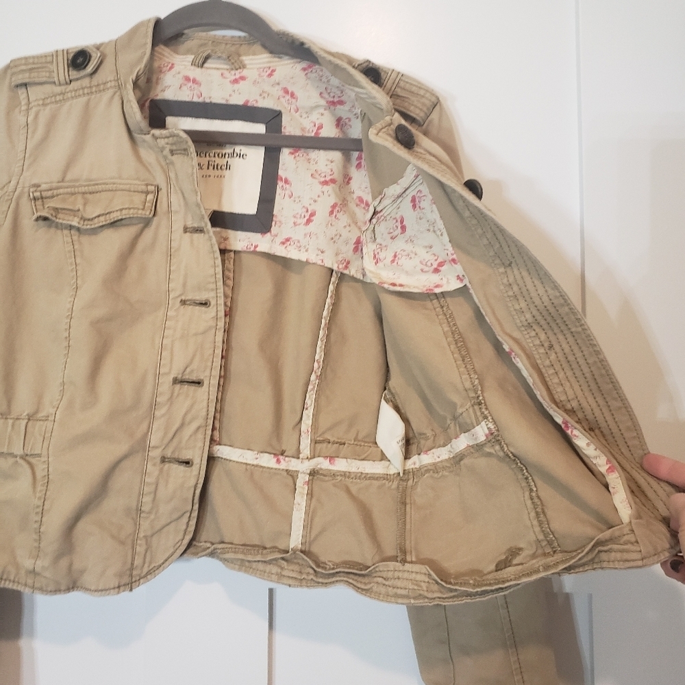 Abercrombie & Fitch Military Jacket Button Down Chest Snap Pockets Tan S… - Picture 3 of 16